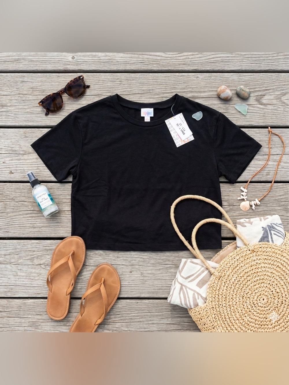LuLaRoe Boxy Tee XS NWT Relaxed Cropped Fit Casual T-Shirt